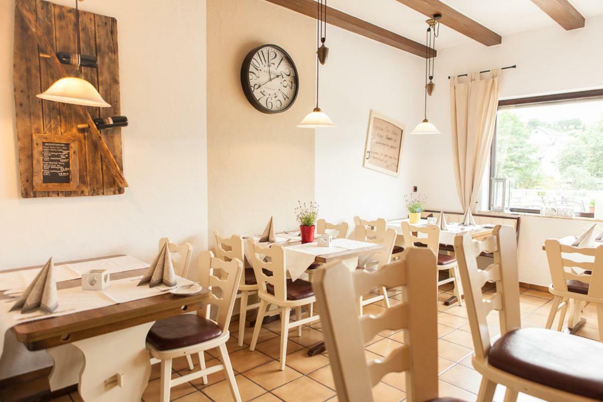 Landgasthaus Zum Kreuzberg Schonbach  외부 사진